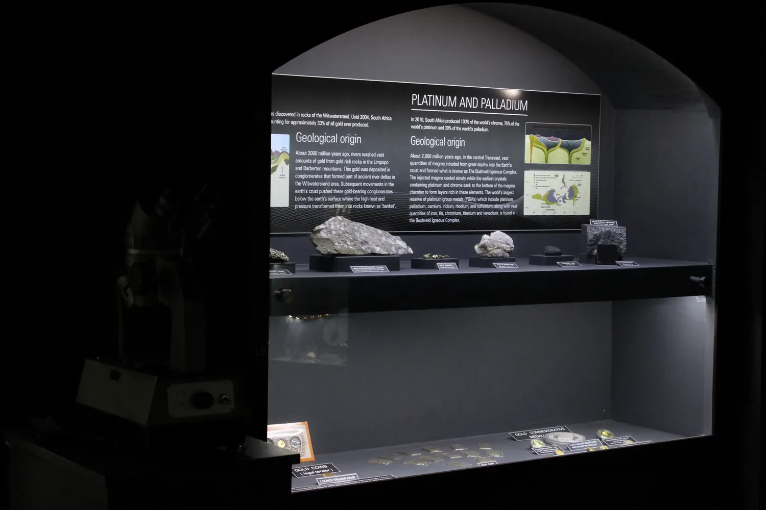 The Platinum and Palladium geological-origin display in the museum, with rock specimens from the Bushveld Igneous Complex and Witwatersrand 'banket'
