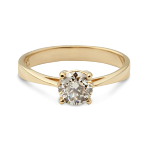 yellow-gold-engagement-ring